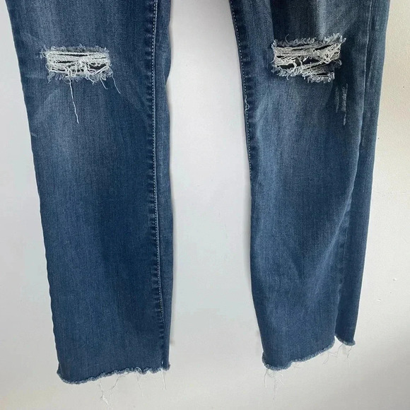 Judy Blue High Waisted Straight Fit Distressed Fray Hem Jeans 15/32 Plus EUC 021 - Picture 3 of 9